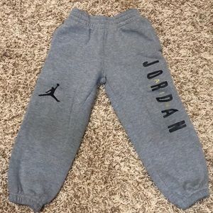4t Jordan sweats